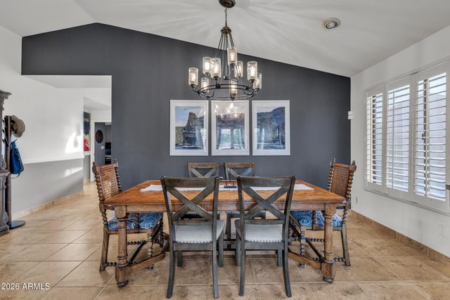 2747 E DESERT TRUMPET Road, Phoenix, AZ 85048