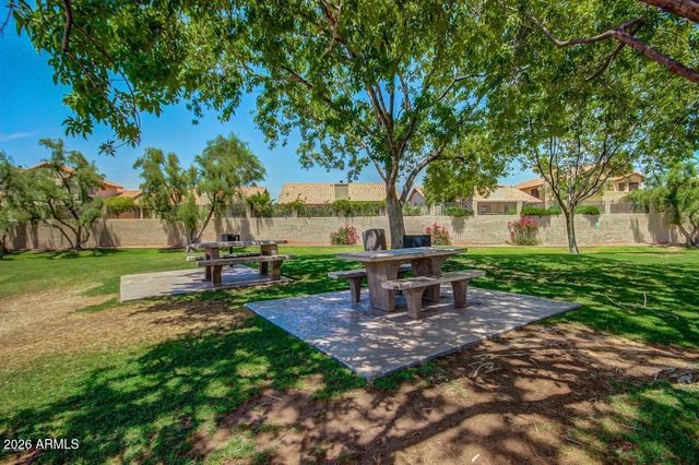 2747 E DESERT TRUMPET Road, Phoenix, AZ 85048