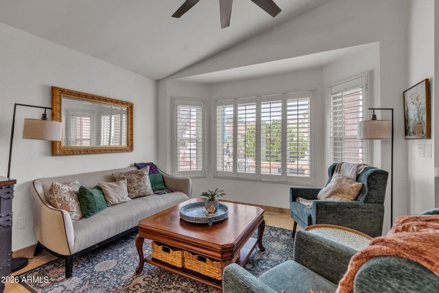 2747 E DESERT TRUMPET Road, Phoenix, AZ 85048