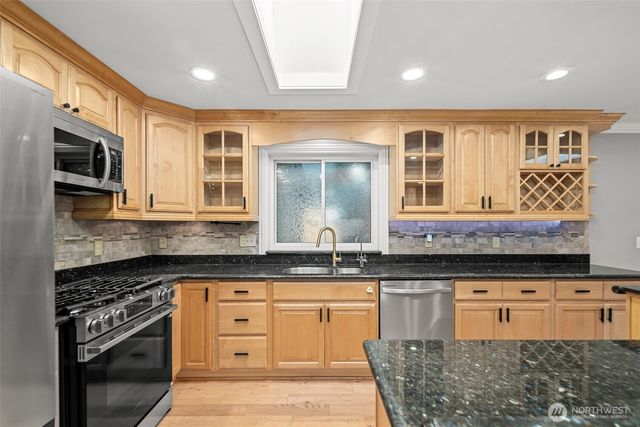 14908 221st Avenue NE, Woodinville, WA 98077