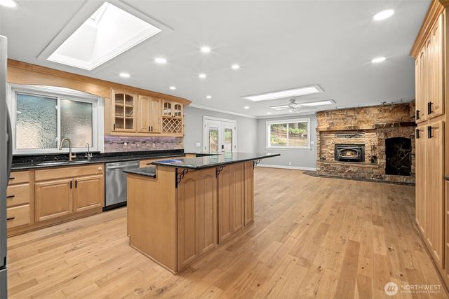 14908 221st Avenue NE, Woodinville, WA 98077