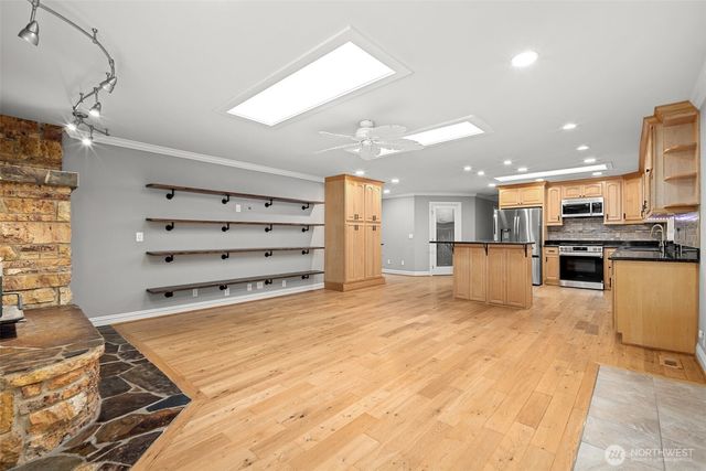 14908 221st Avenue NE, Woodinville, WA 98077