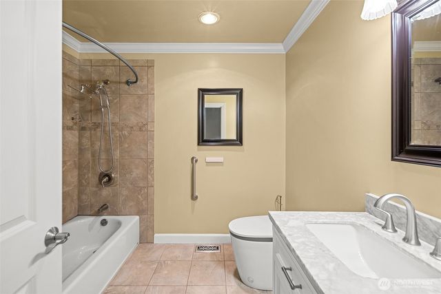 14908 221st Avenue NE, Woodinville, WA 98077
