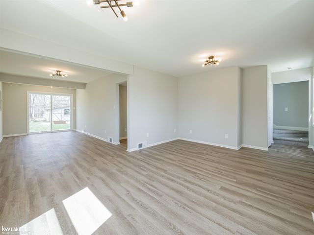 47051 Frederick Road, Shelby Twp, MI 48317