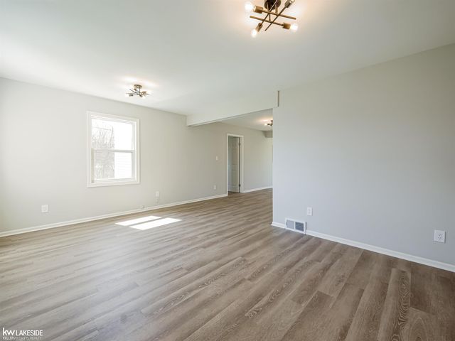 47051 Frederick Road, Shelby Twp, MI 48317