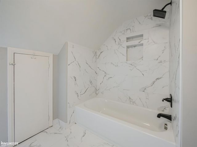 47051 Frederick Road, Shelby Twp, MI 48317