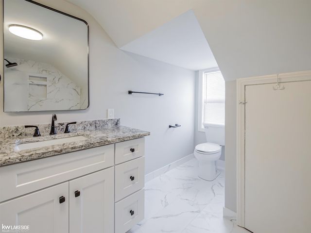 47051 Frederick Road, Shelby Twp, MI 48317