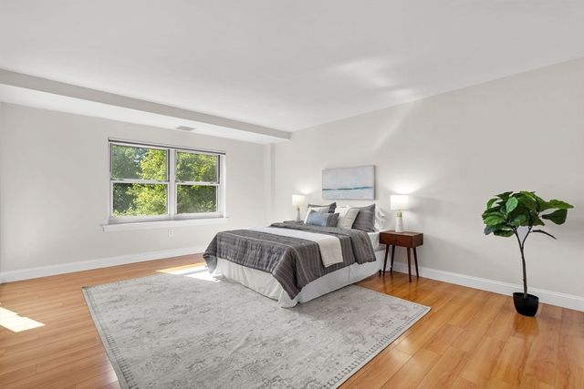 1 Watermill Pl 319, Arlington, MA 02476