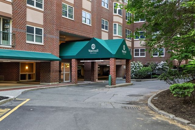 1 Watermill Pl 319, Arlington, MA 02476