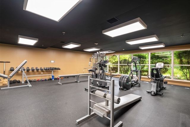 1 Watermill Pl 319, Arlington, MA 02476