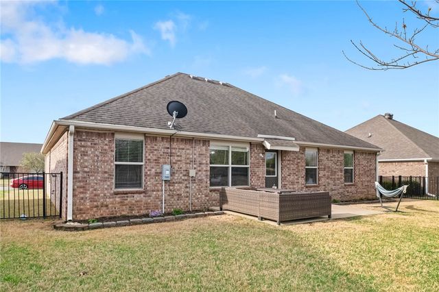 2350 Bunker Lane, Farmington, AR 72730