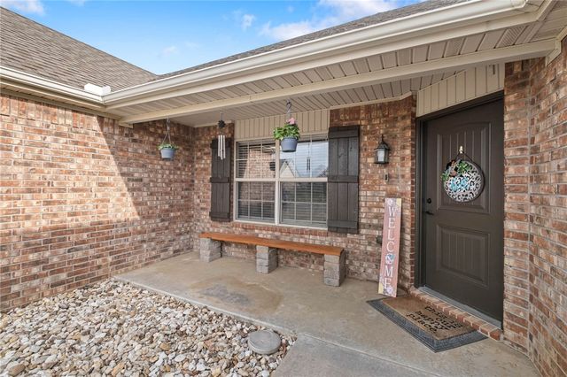 2350 Bunker Lane, Farmington, AR 72730