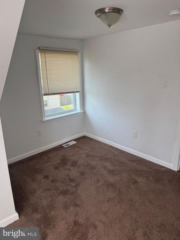 422 KANSAS RD, Warrington, PA 18976