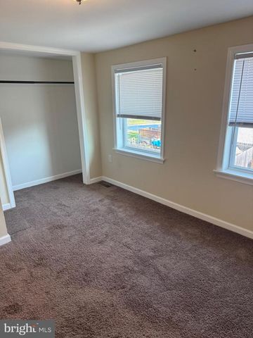 422 KANSAS RD, Warrington, PA 18976