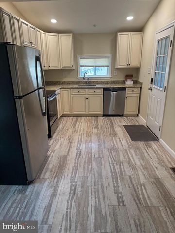 422 KANSAS RD, Warrington, PA 18976