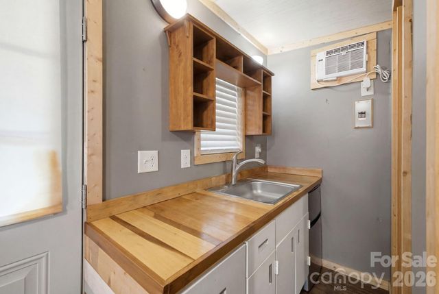 7511 Virginia Ridge, Connelly Springs, NC 28612