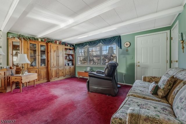 4 James St, Washington Boro, NJ 07882