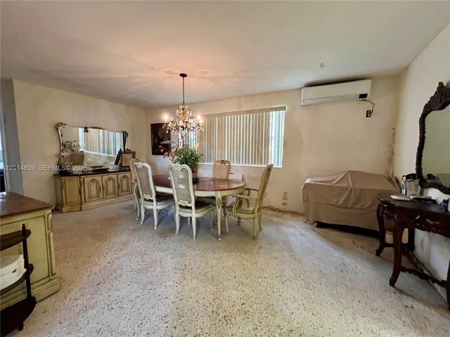 1310 W 31st St, Hialeah, FL 33012