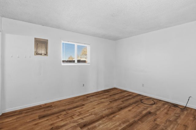 930 Martha Jean Road, Belen, NM 87002