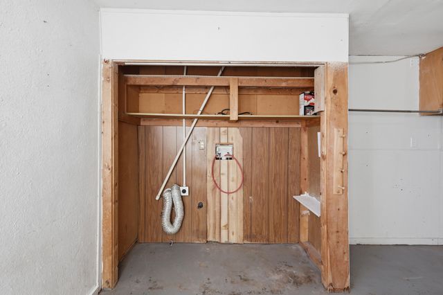 930 Martha Jean Road, Belen, NM 87002