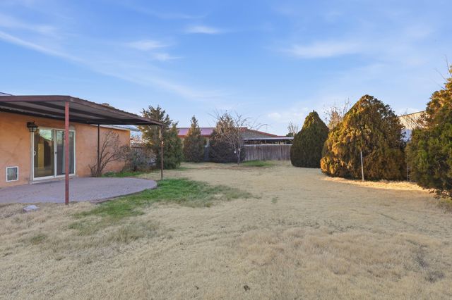 930 Martha Jean Road, Belen, NM 87002