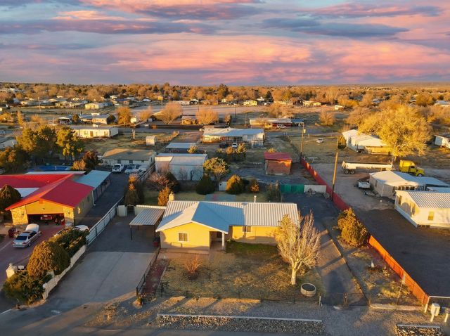 930 Martha Jean Road, Belen, NM 87002