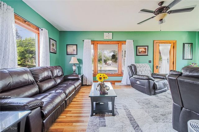 153 S Main Street, Creston, OH 44217