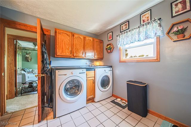 153 S Main Street, Creston, OH 44217