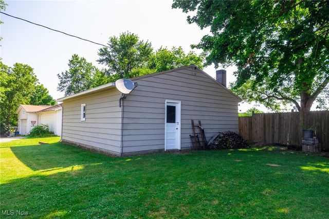 153 S Main Street, Creston, OH 44217