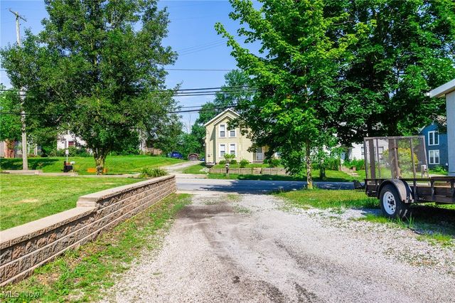 153 S Main Street, Creston, OH 44217