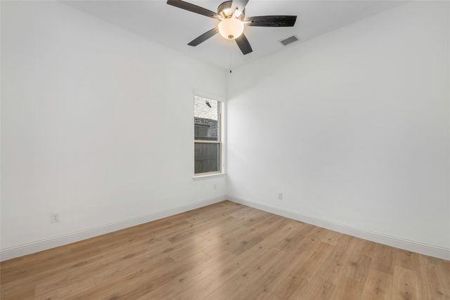 166 Mccartt Drive, Lewisville, TX 75067