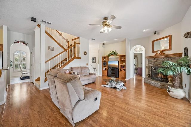 3001 CANOE CREEK ROAD, St Cloud, FL 34772