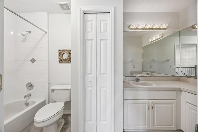 3001 CANOE CREEK ROAD, St Cloud, FL 34772