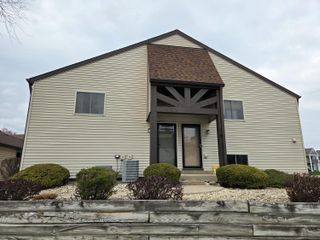 1177 Millpond Road N, Valparaiso, IN 46385