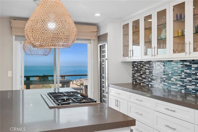 920 Quivera, Laguna Beach, CA 92651