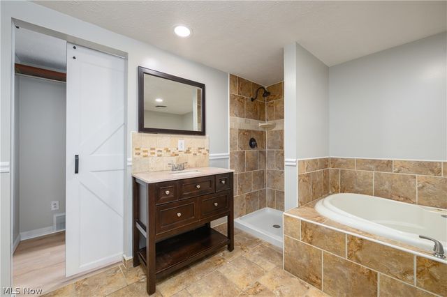 3169 Raceside Drive, Akron, OH 44319