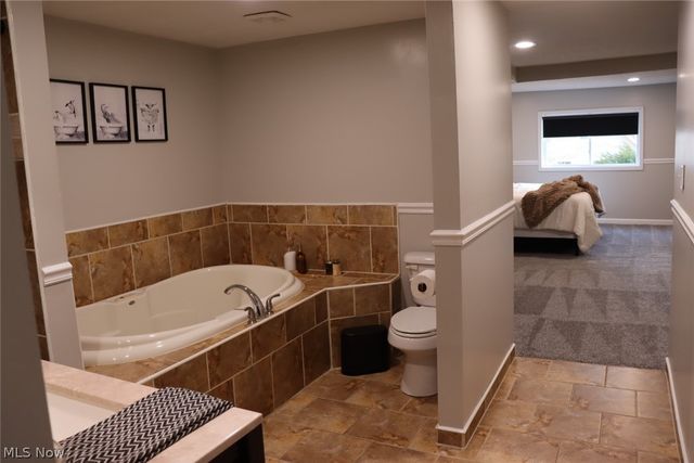 3169 Raceside Drive, Akron, OH 44319