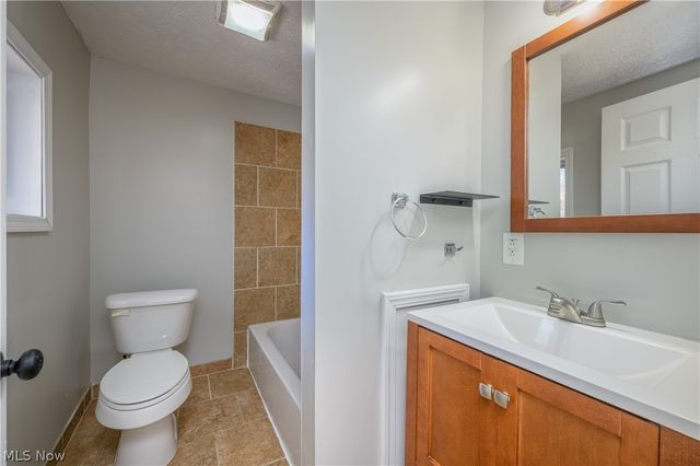 3169 Raceside Drive, Akron, OH 44319