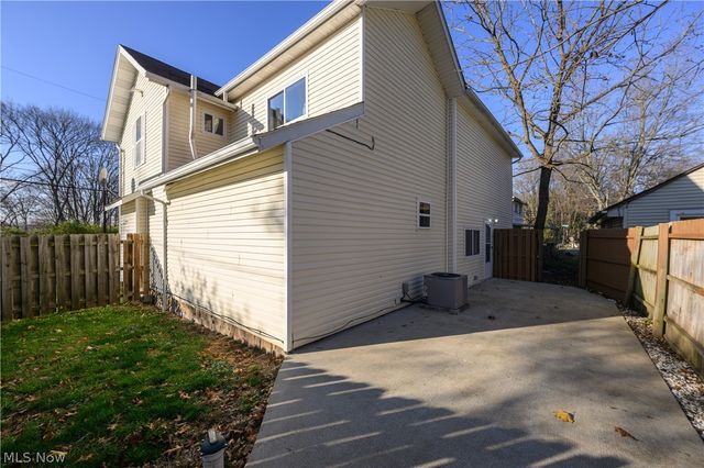 3169 Raceside Drive, Akron, OH 44319