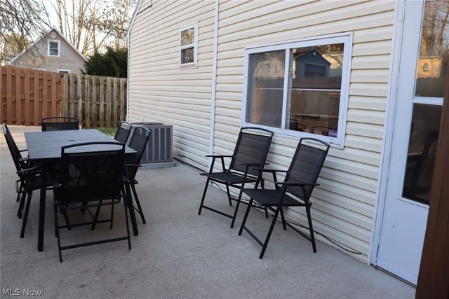 3169 Raceside Drive, Akron, OH 44319