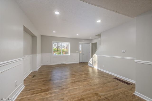 3169 Raceside Drive, Akron, OH 44319