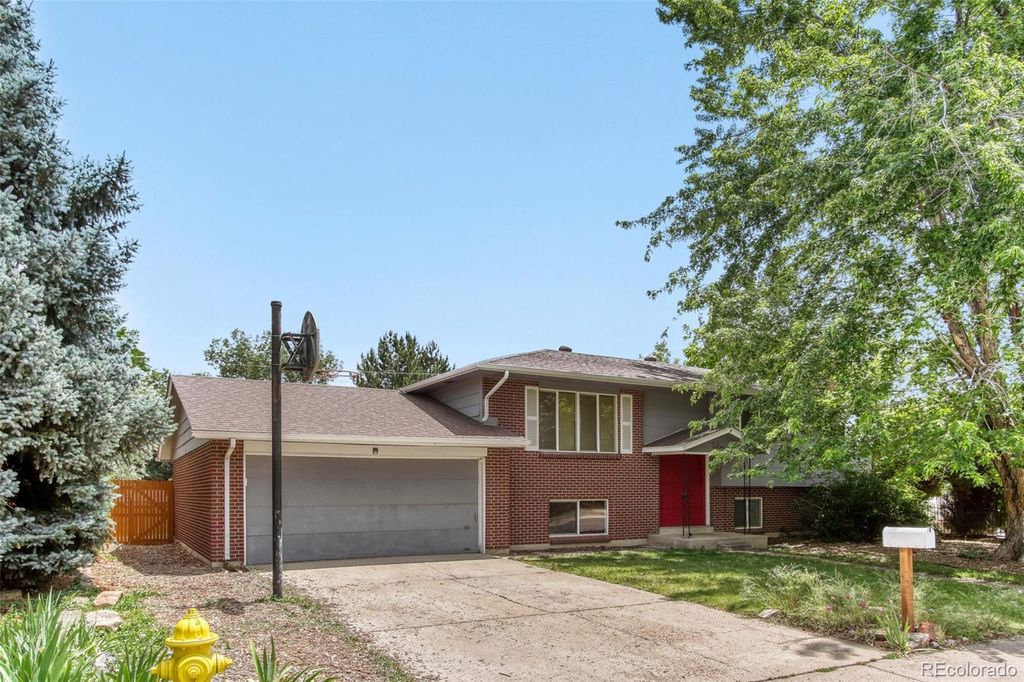 5858 Pierson Street, Arvada, CO 80004