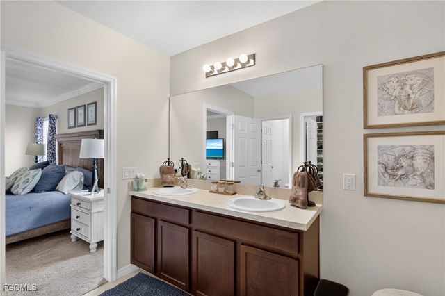 2497 Ciales CT, Cape Coral, FL 33909