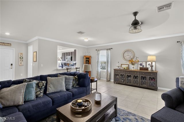 2497 Ciales CT, Cape Coral, FL 33909