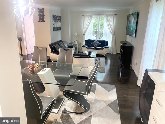 2230 WIMBLEDON CIR, Silver Spring, MD 20906