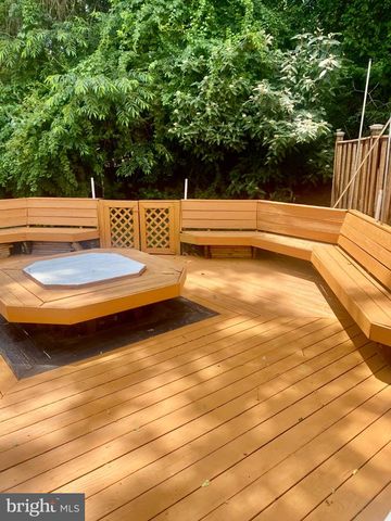 2230 WIMBLEDON CIR, Silver Spring, MD 20906