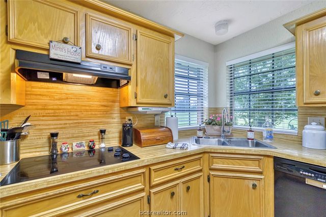 5350 Wiseman Road, Midway, TX 75852