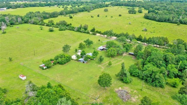 5350 Wiseman Road, Midway, TX 75852