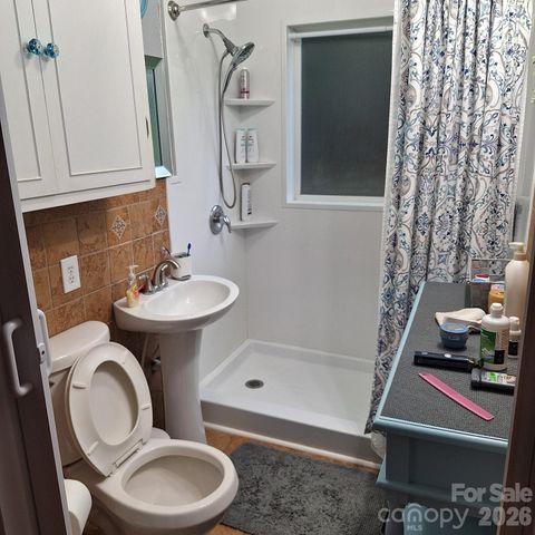1876 Drexel Road, Valdese, NC 28690
