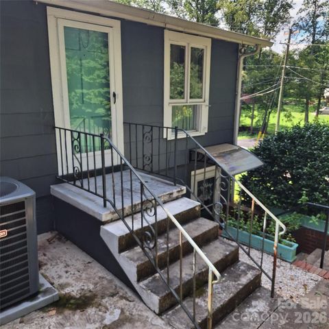 1876 Drexel Road, Valdese, NC 28690